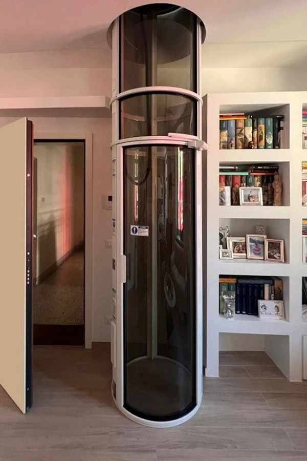 Piattaforma elevatrice ad aria accessibilità